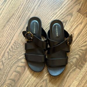Banana Republic leather sandals Size 8 Black